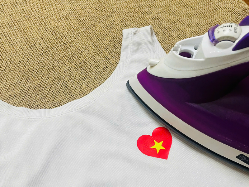 tem chuyen nhiet ep ao co do sao vang